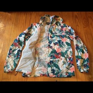 Patagonia tropical windbreaker jacket